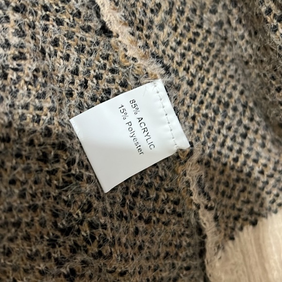 Leopard Knit Cardigan - Picture 5 of 5